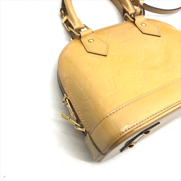 Louis Vuitton Vernis Alma BB Enamel 2-Way Shoulder Hand Bag Beige — view 4