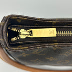 Louis Vuitton Looping MM — view 9