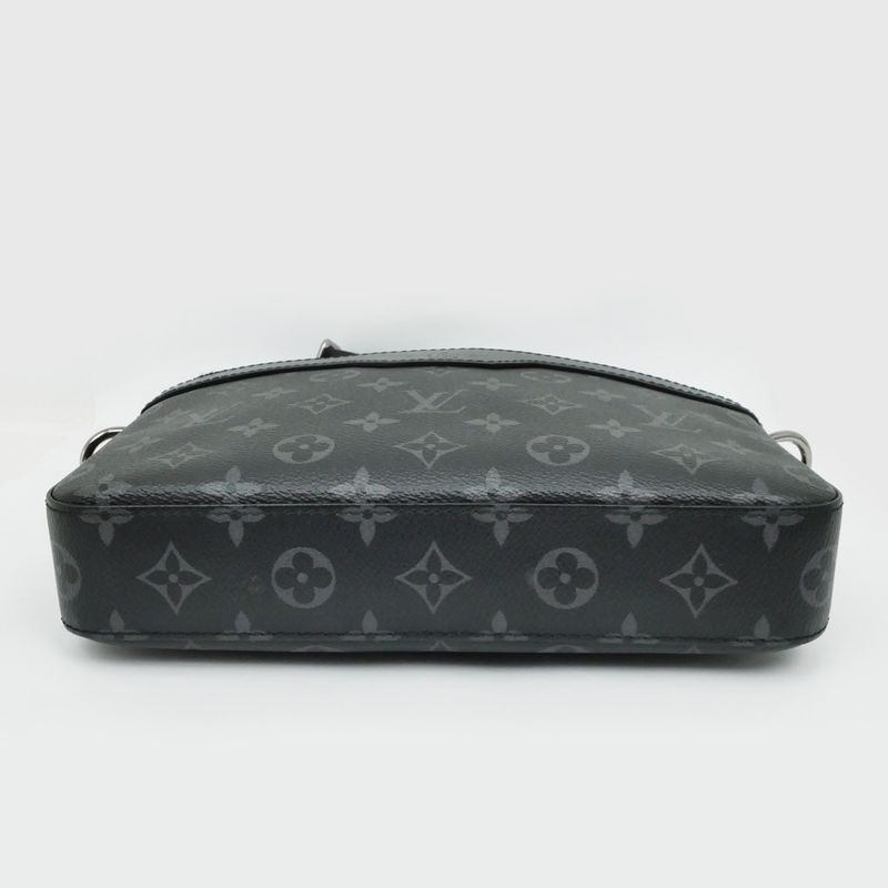 Louis Vuitton Monogram Eclipse-reverse Trio-messenger — view 5