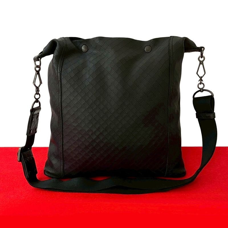 Bottega Veneta Intreccio Leather Shoulder Bag Sacoche Crossbody — view 2