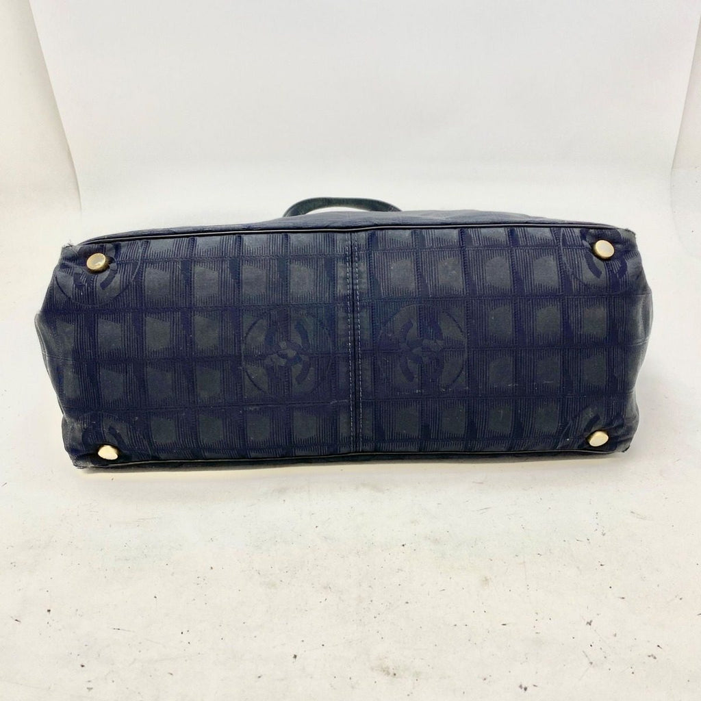 Chanel Tote Black Mu Travel Camellia Business Formal — view 8