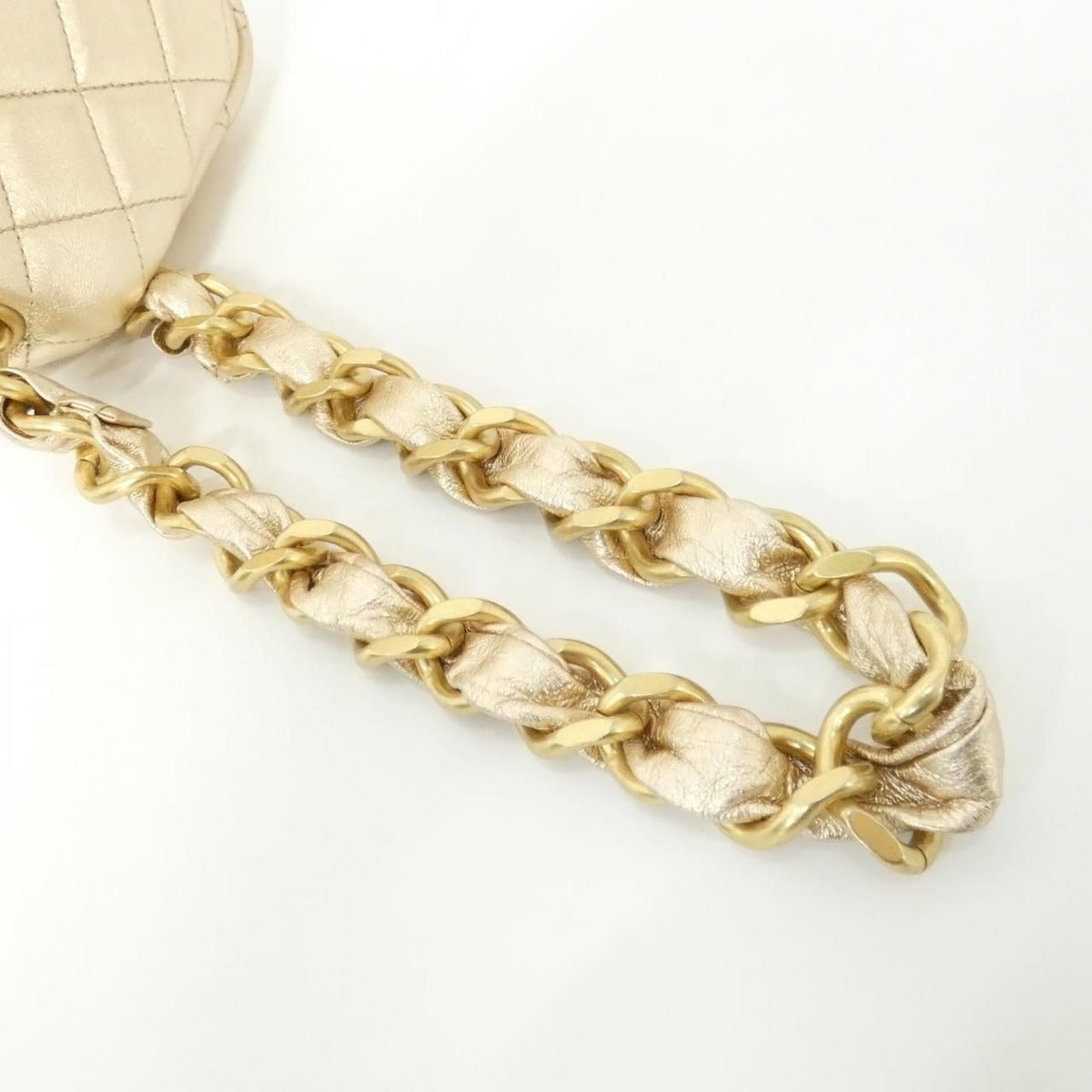 Chanel Pouch Gold — view 6