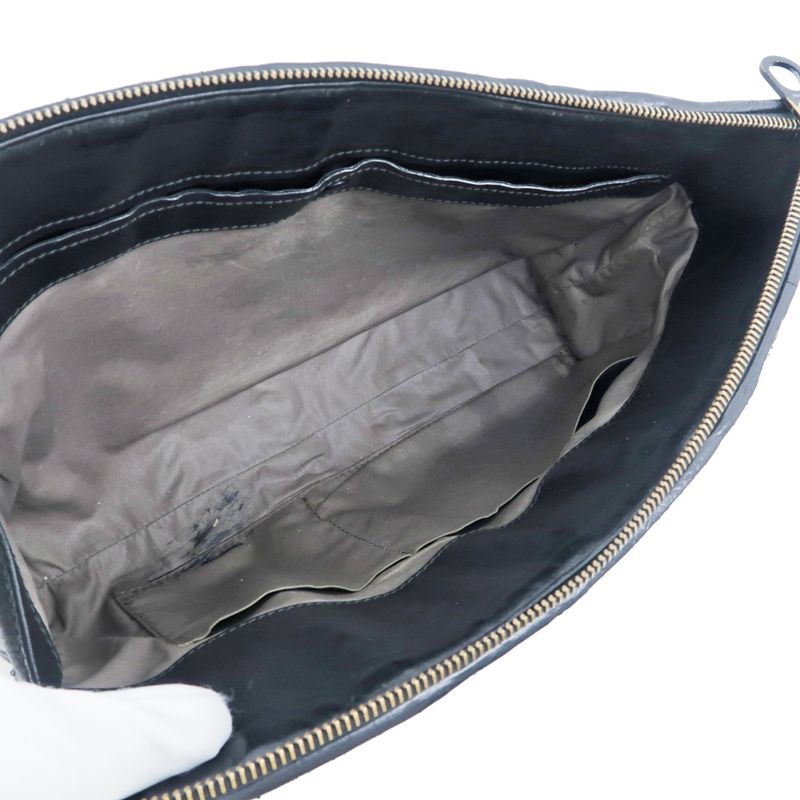 Bottega Veneta Clutch Bag Black Intrecciato Leather — view 6
