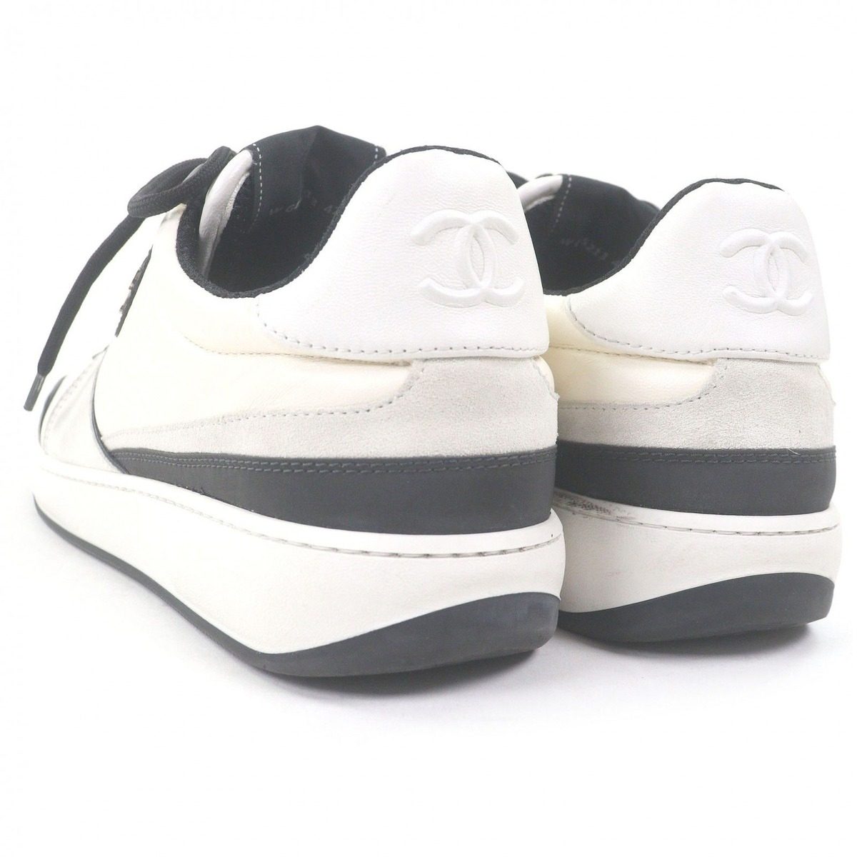 Chanel Leather Suede CC Logo Low Cut Sneakers Ivory Black — view 5
