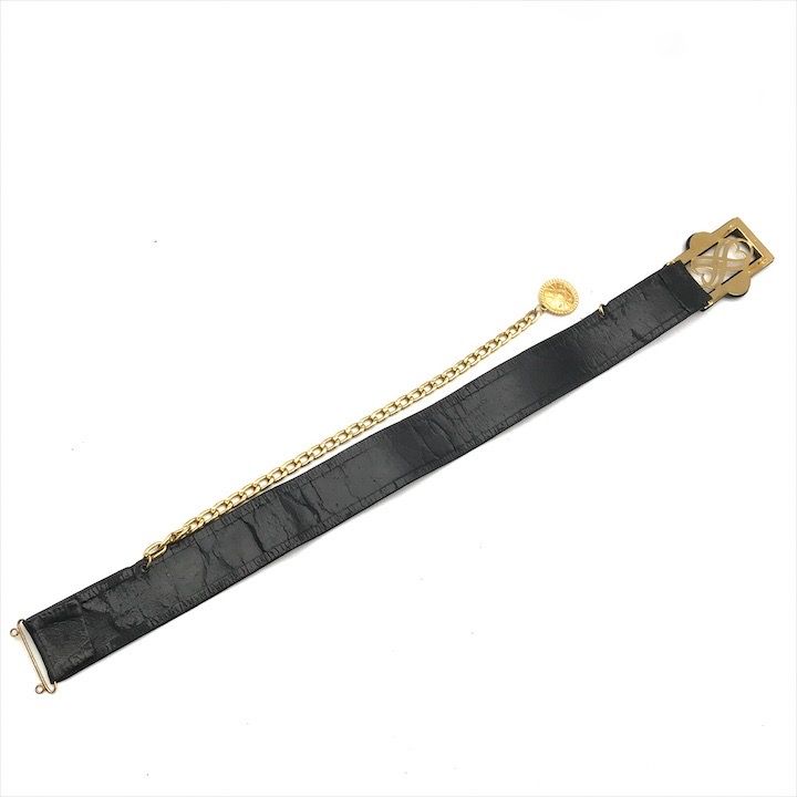 Chanel CC Logo Leather Belt Black Gold — view 3