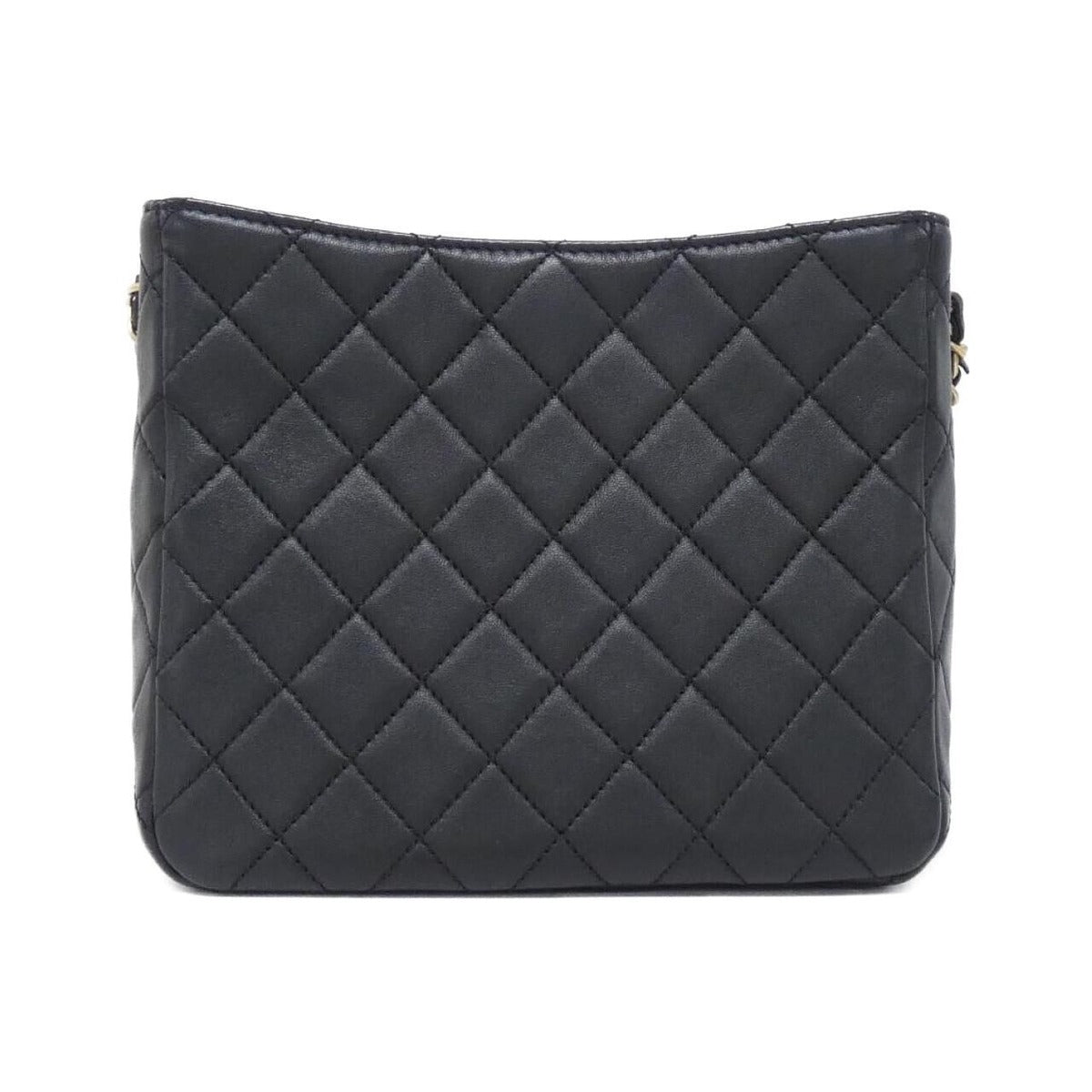 Chanel Shoulder Bag Black Mat — view 2
