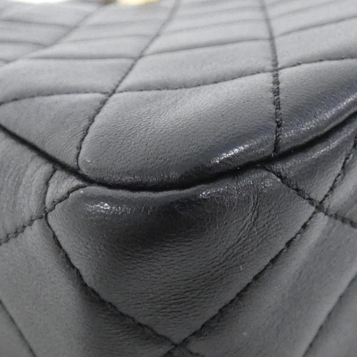 Chanel Shoulder Bag Black Mat — view 3