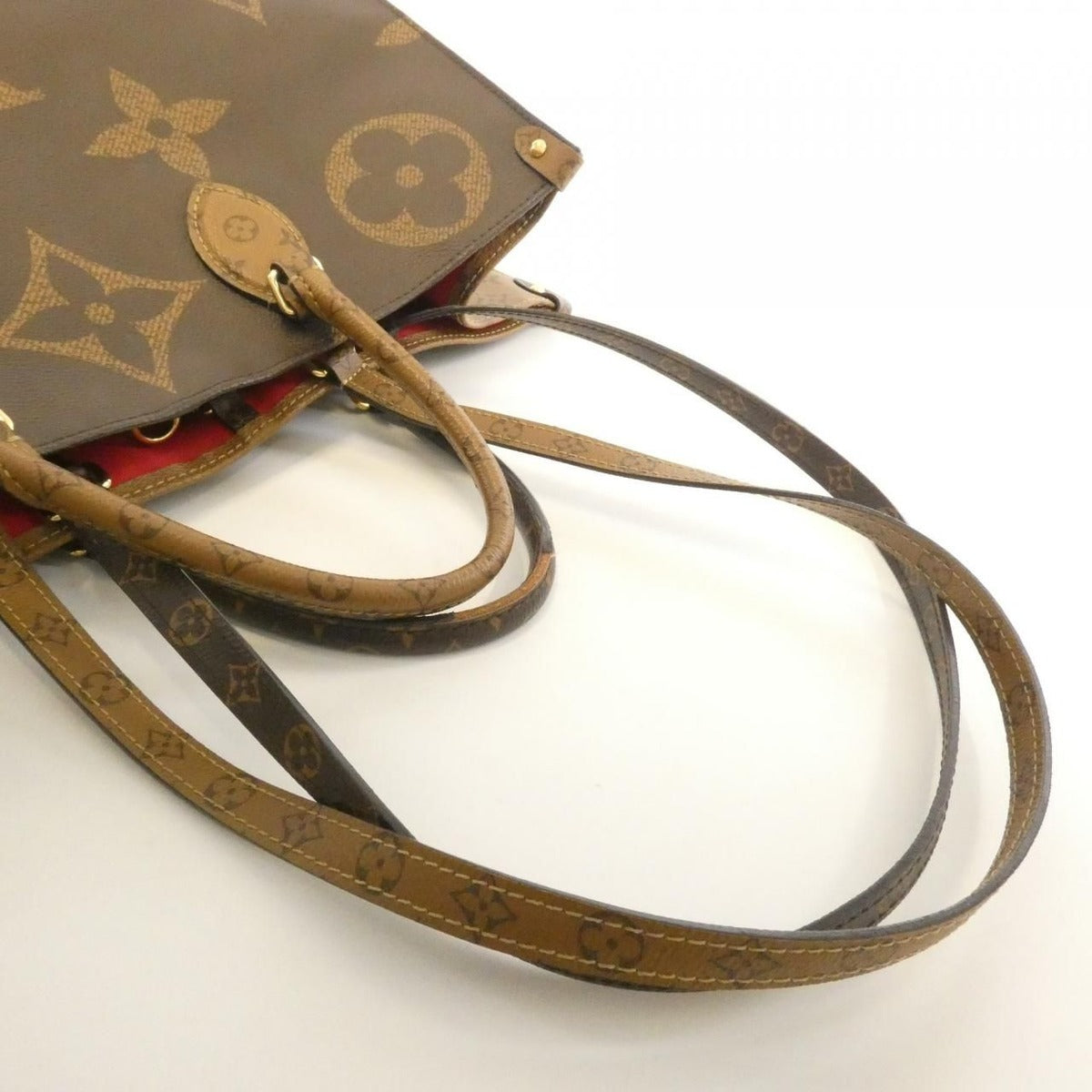 Louis Vuitton Monogram Giant On The Go GM Bag — view 5