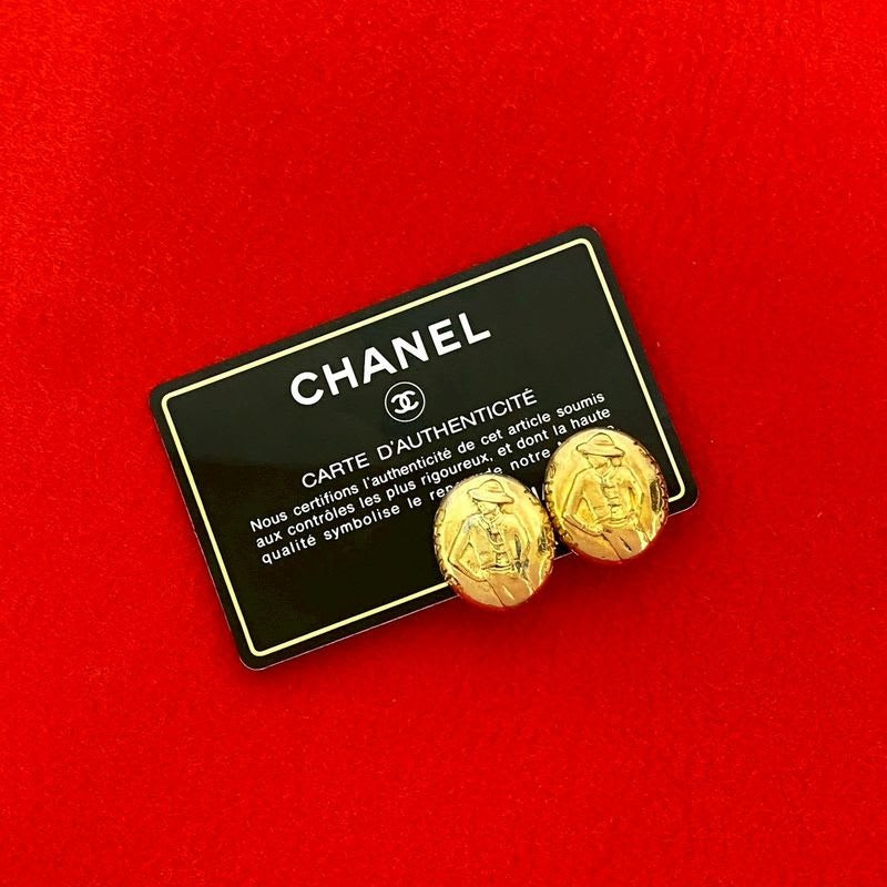 Chanel Vintage Mademoiselle Motif GP Oval Earrings Ear Cuff Accessory — view 2