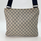 Gucci GG Supreme Shoulder Bag Navy School Commuting — view 2