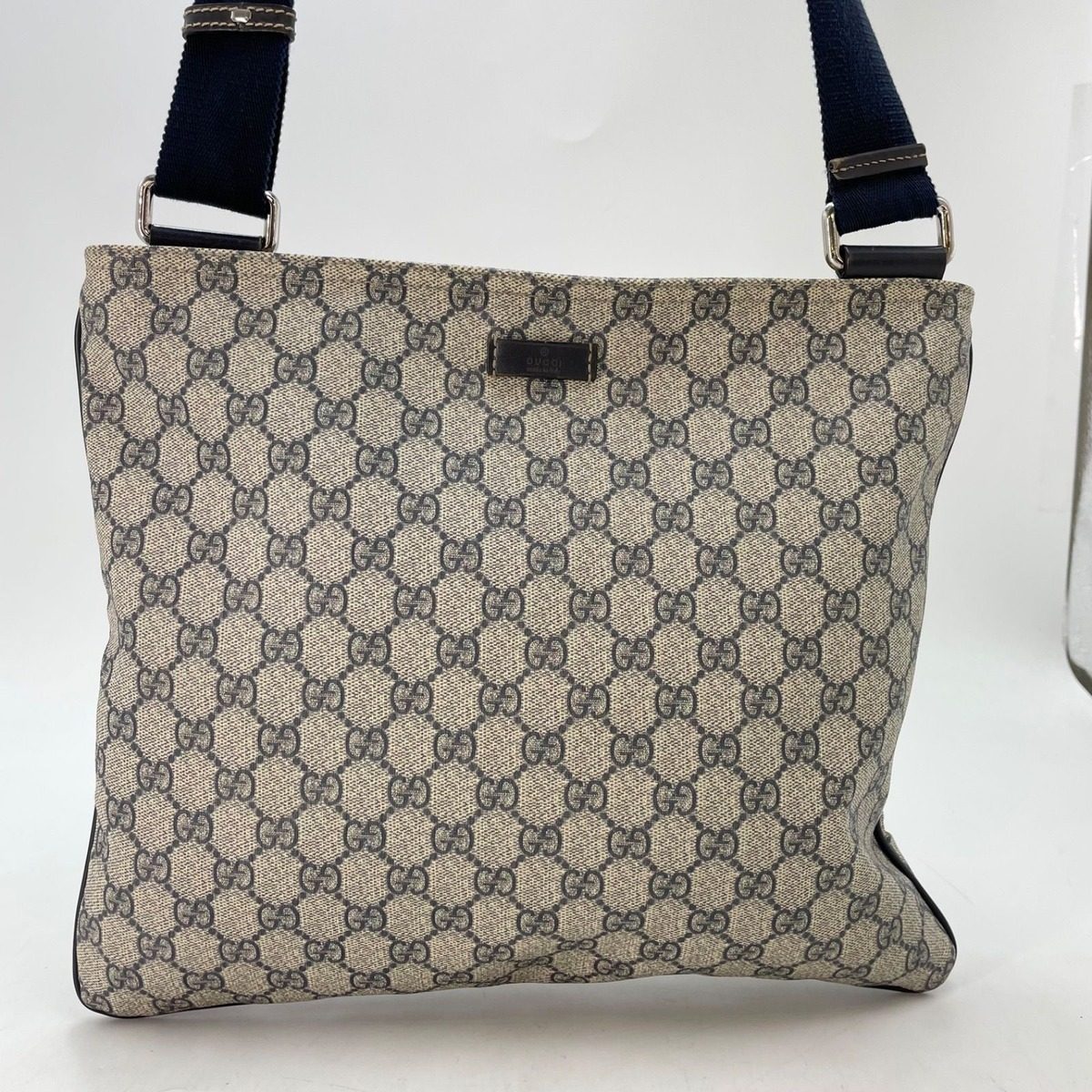 Gucci GG Supreme Shoulder Bag Navy School Commuting