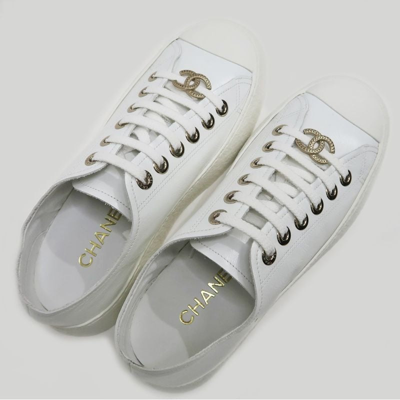 Chanel Sneakers White Size 38 C Leather Shoes Apparel — view 7