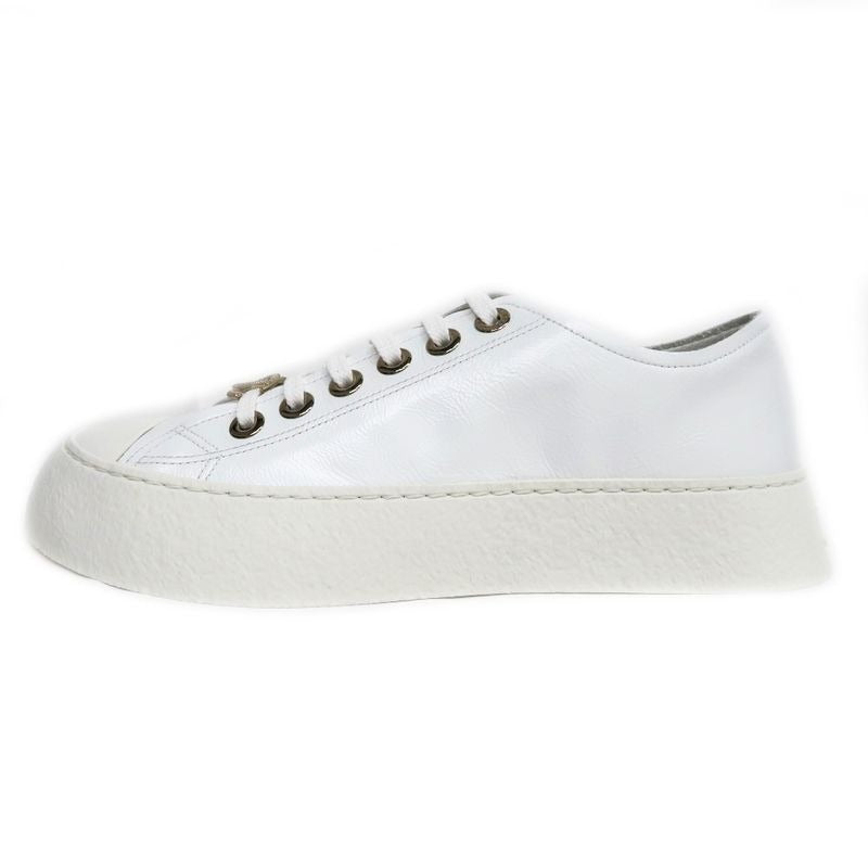 Chanel Sneakers White Size 38 C Leather Shoes Apparel