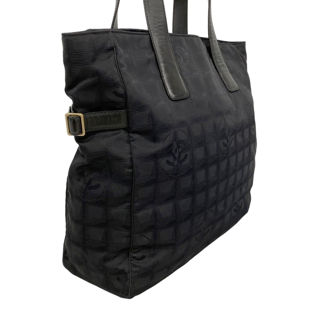 Chanel Tote New Travel Nylon Black Gold — view 2