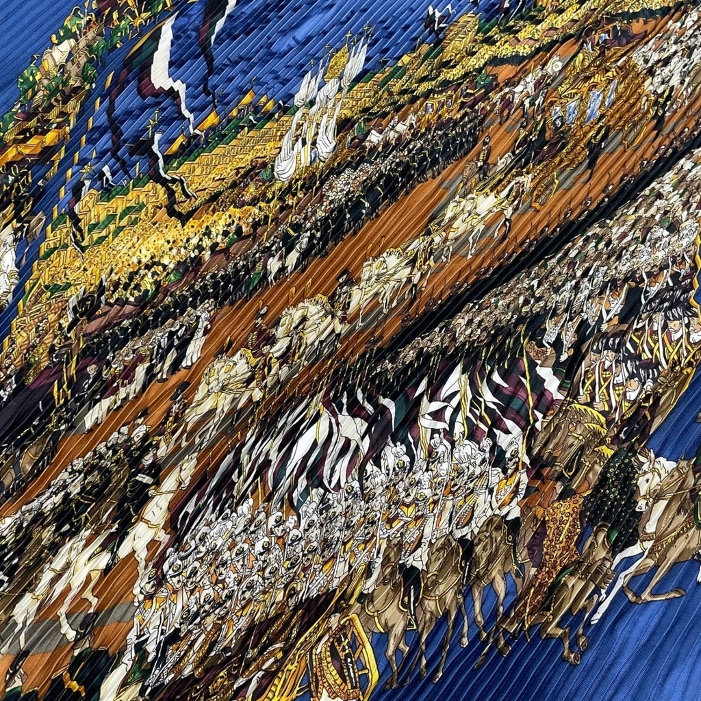 Hermes Scarf Pleated Silk Grand Cortege a Moscou Moscow March Navy — view 5