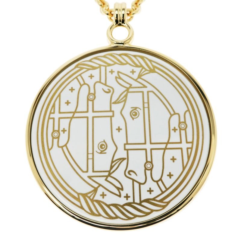 Hermes Medaille Quadrige GM Blanc Gold Hardware Pendant Necklace