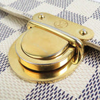 Louis Vuitton Damier Azur Portefeuille Koala — view 7