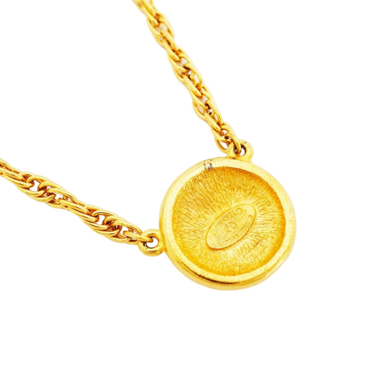 Chanel Necklace Vintage CC Logo Round — view 2