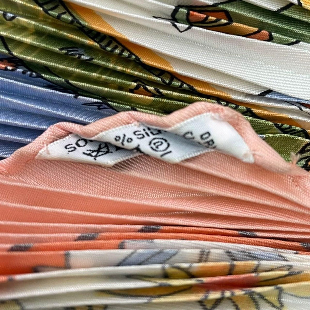 Hermes Pleats RE Tour a la Terre Return Silk Pink Scarf — view 6