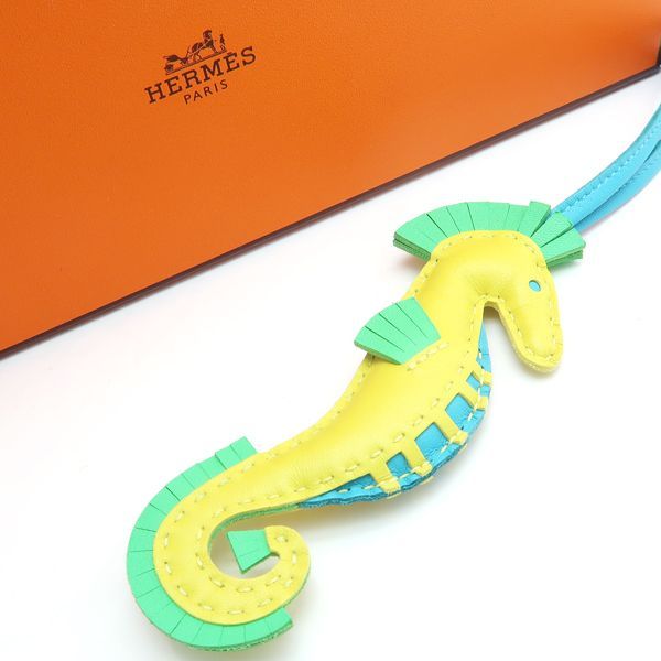 Hermes Ipo Bag Charm Seahorse Anyomilo Lime Vert Comic Blue Tech B Stamp — view 2