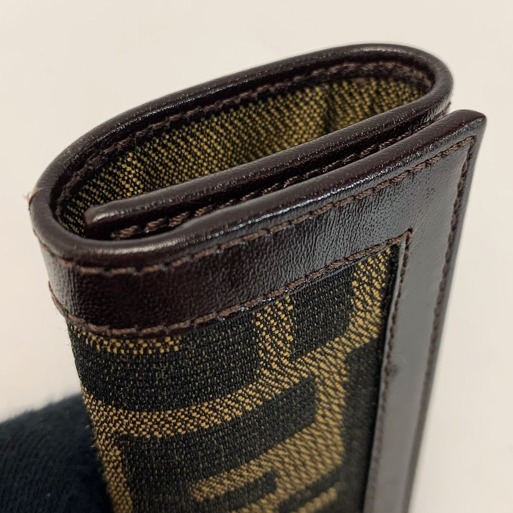 Fendi Zucca 2289-10162-099 Dark Brown Quadruple Key Case — view 5