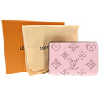 Louis Vuitton Monogram Mahina Portefeuille Cles A Rose Jasmine Bifold — view 2