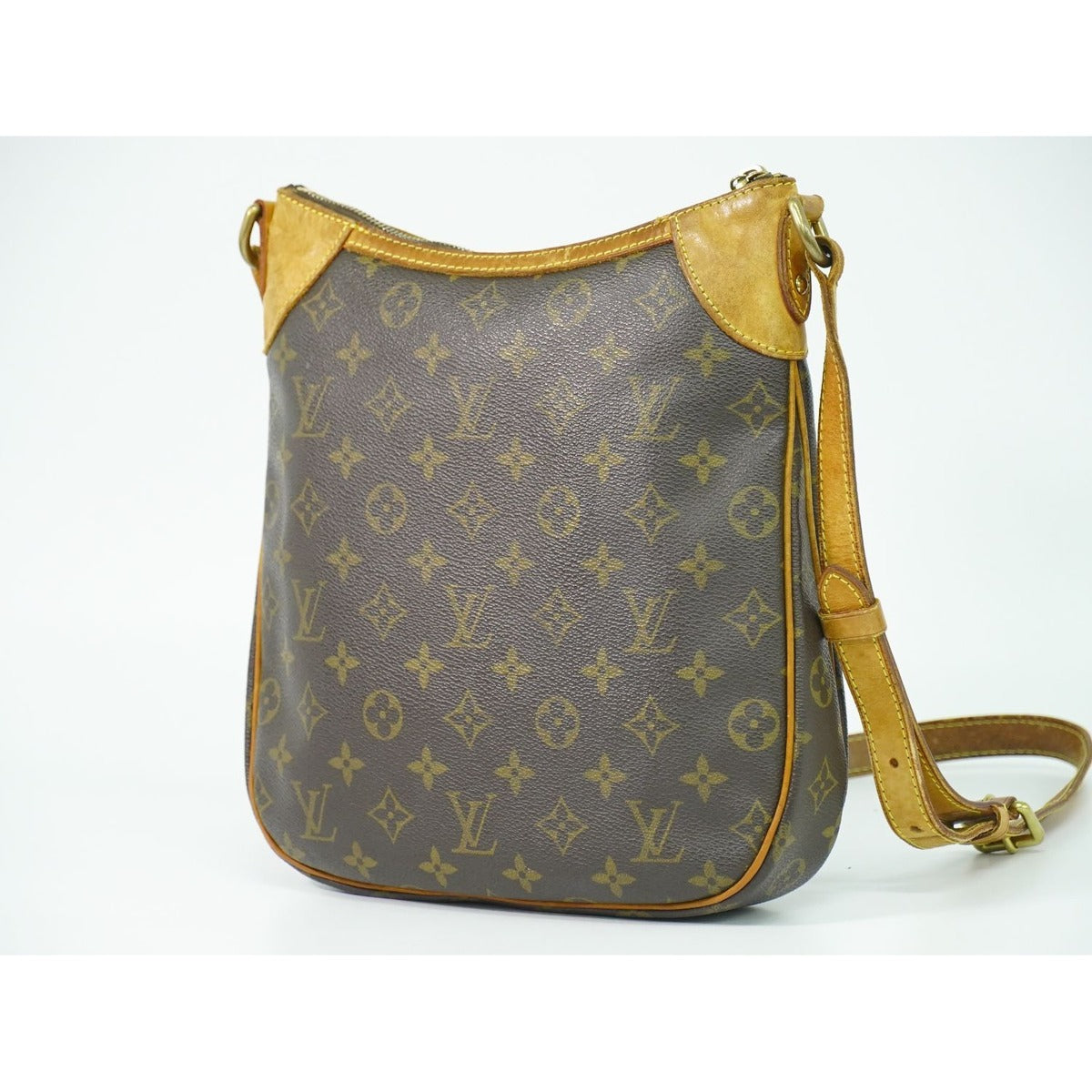 Louis Vuitton LV Odeon PM Monogram Shoulder Bag Pochette Brown — view 2