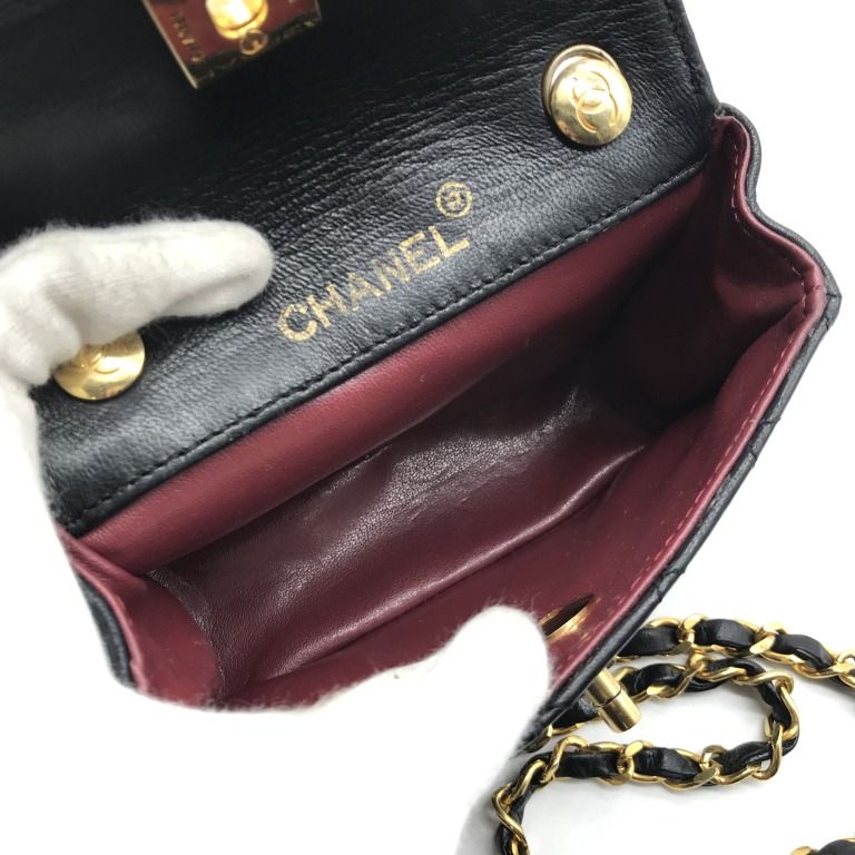Chanel CC Logo Mini Quilted Lambskin Turnlock Chain Shoulder Bag Black — view 8