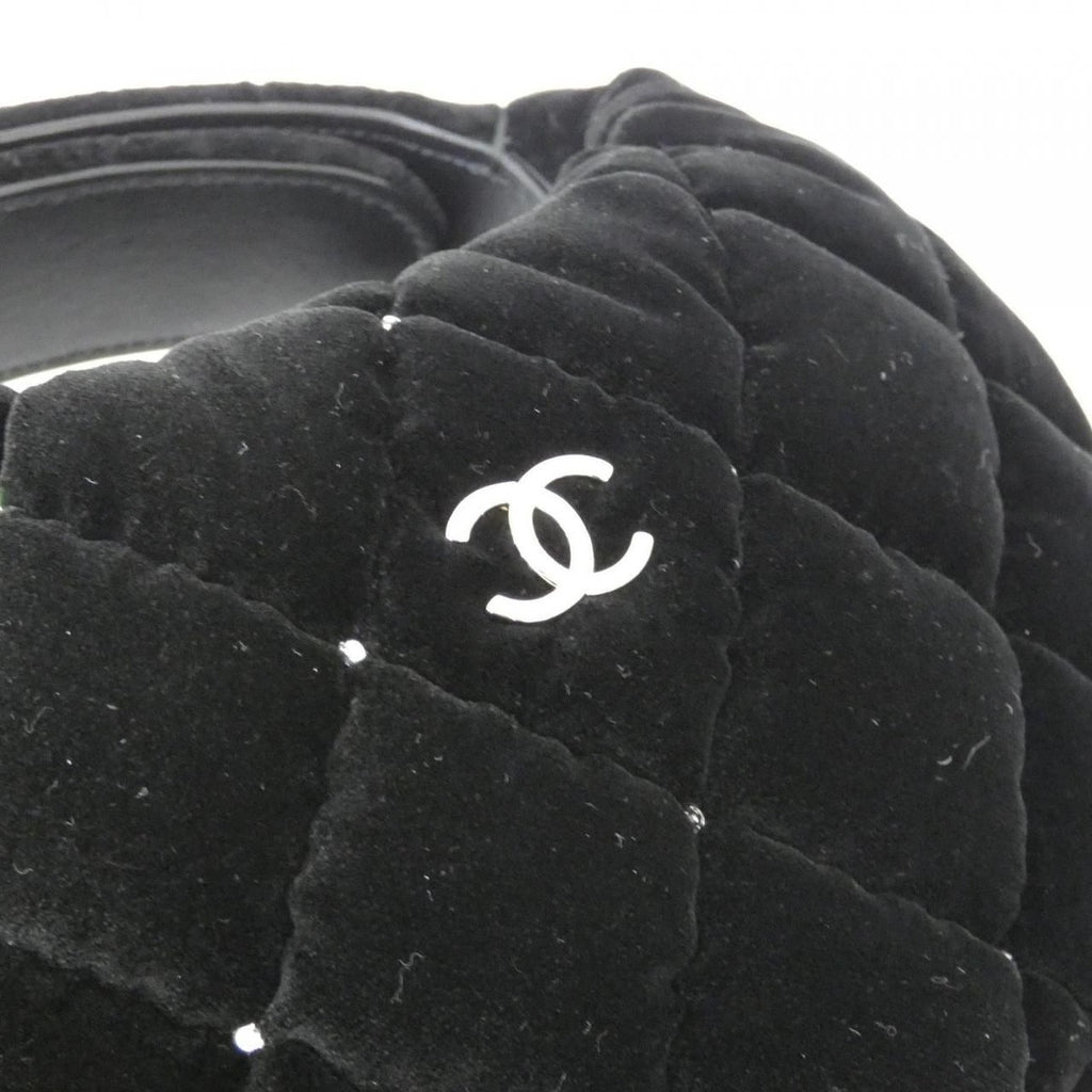 Chanel Pouch Velvet Black — view 4