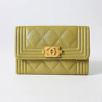 Chanel Card Case Boy Green — view 2
