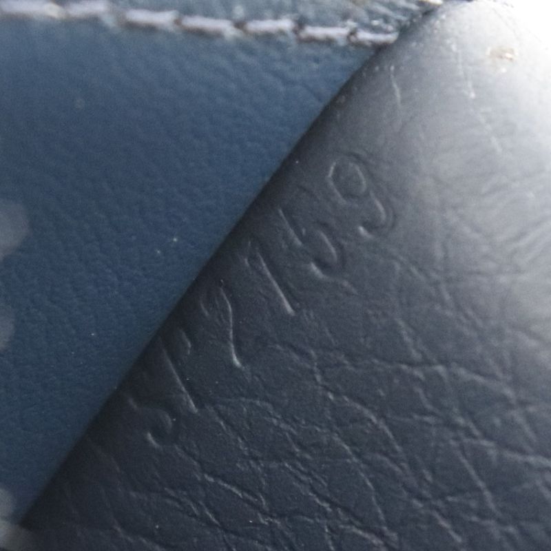 Louis Vuitton Portefeuille Brazza Parnassaire Taurillon Clemence Ocean — view 9