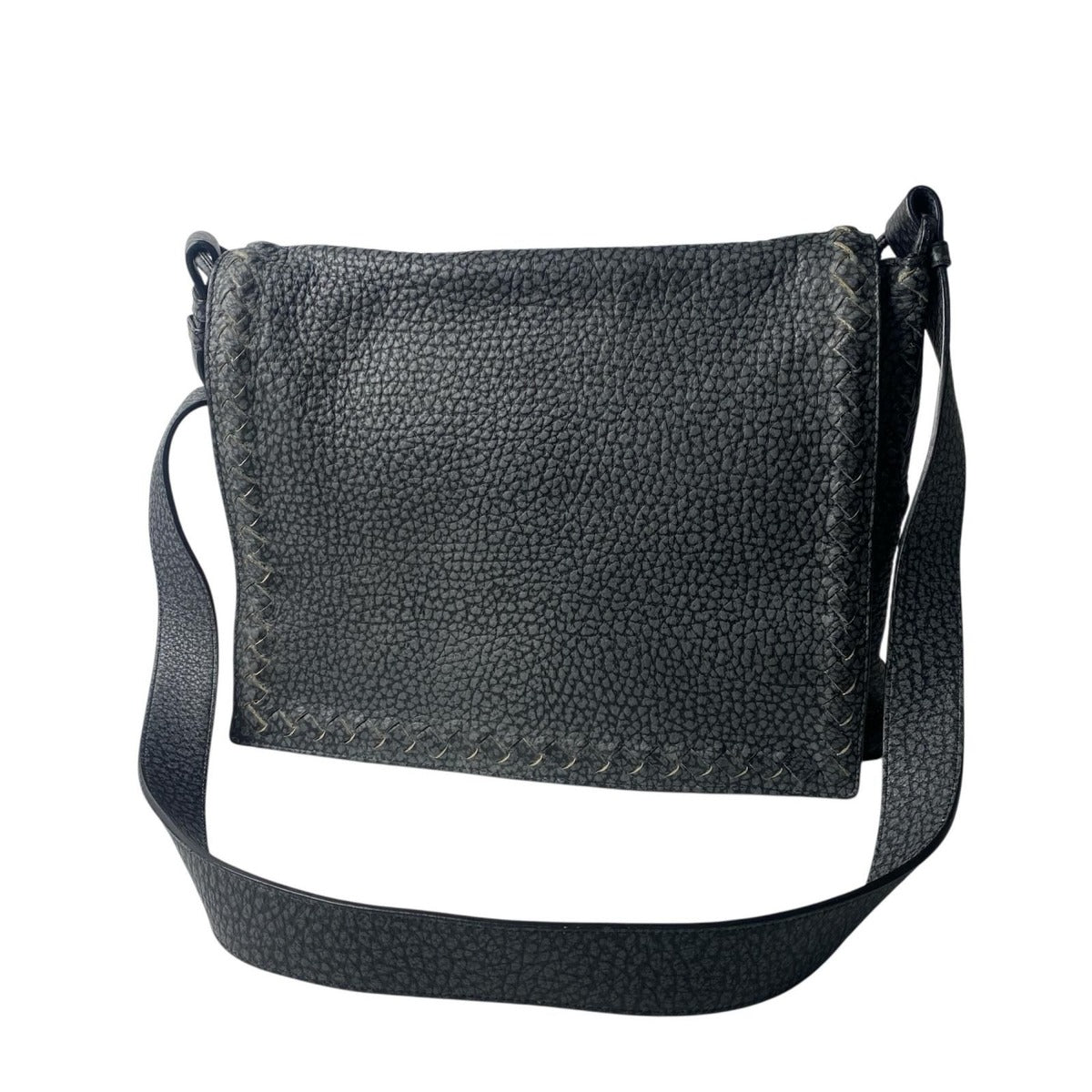 Bottega Veneta Messenger Bag Intro — view 2