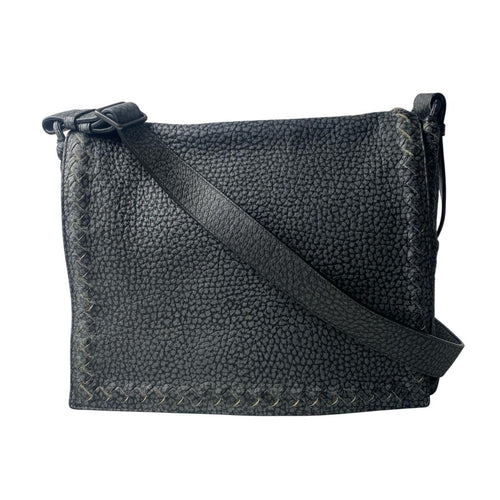 Bottega Veneta Messenger Bag Intro