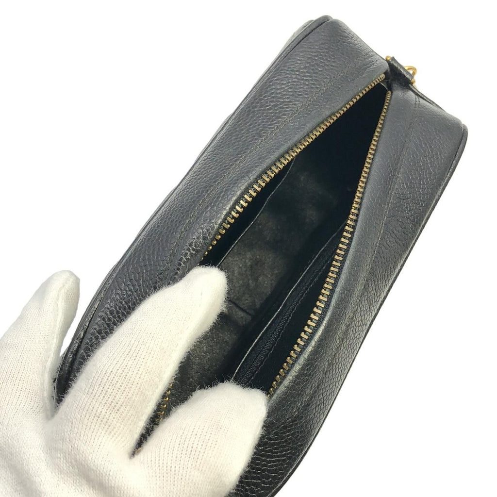 Chanel Vintage Shoulder Bag — view 6