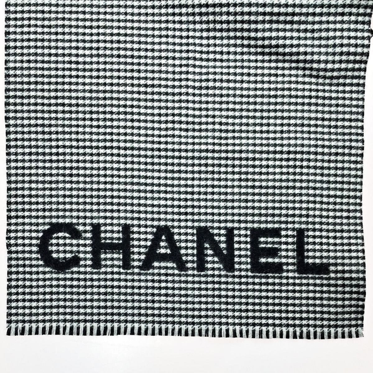 Chanel Stole Black Gingham Check Wool Cashmere — view 3