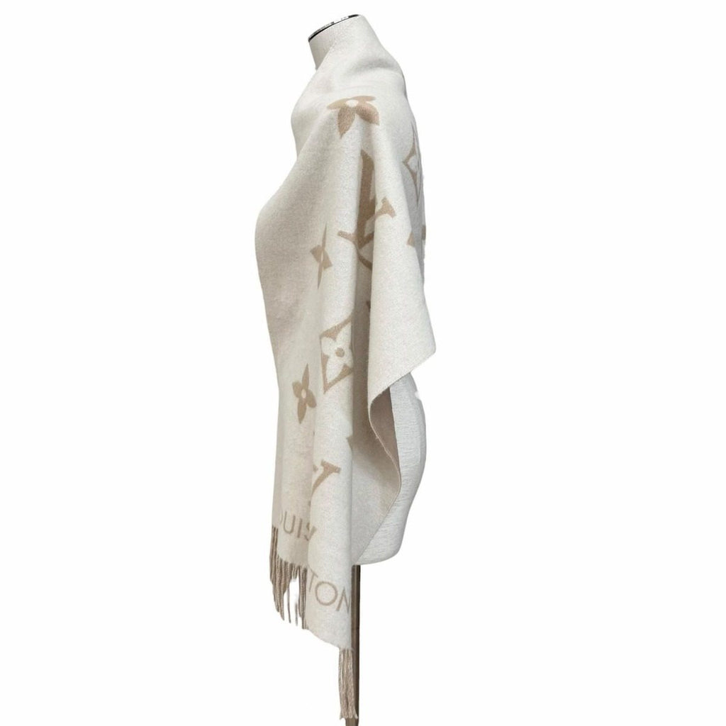 Louis Vuitton Scarf Reykjavik Cashmere Beige Logo — view 5