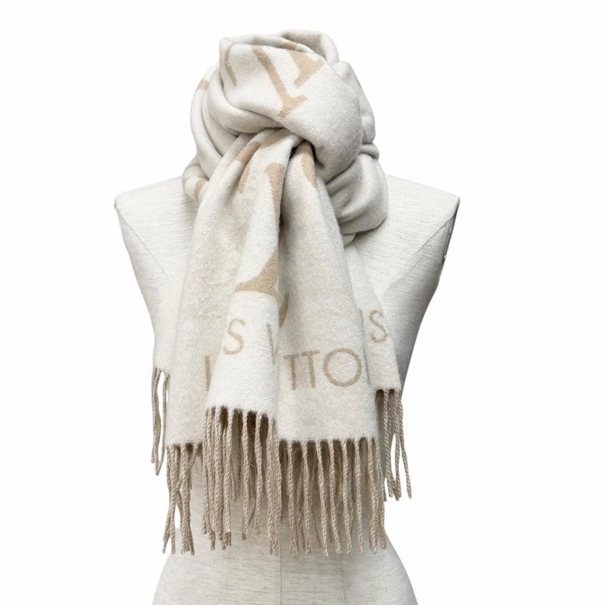 Louis Vuitton Scarf Reykjavik Cashmere Beige Logo — view 6