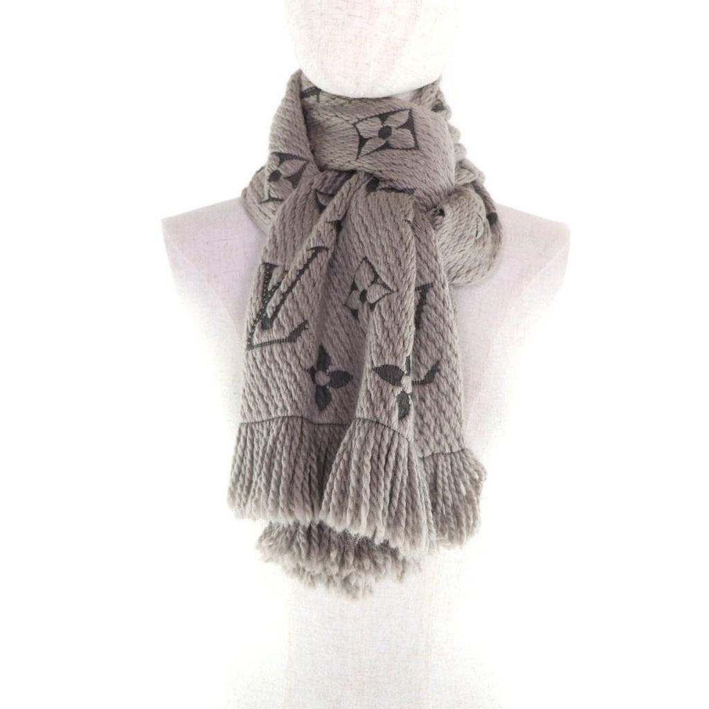Louis Vuitton Echarpe Logo Mania Wool Silk Blend Scarf with Fringe Grey — view 4