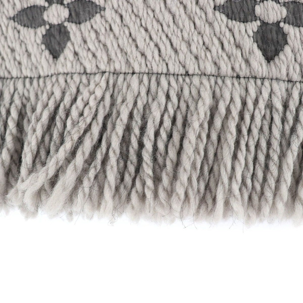 Louis Vuitton Echarpe Logo Mania Wool Silk Blend Scarf with Fringe Grey — view 5