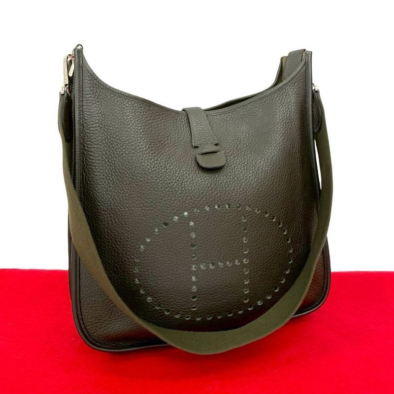 Hermes Evelyne 3 GM Taurillon Clemence Leather — view 2