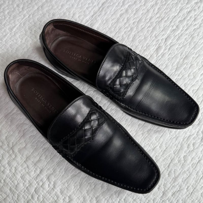 Bottega Veneta Intrecciato Leather Loafer 36 1 2 Black — view 2