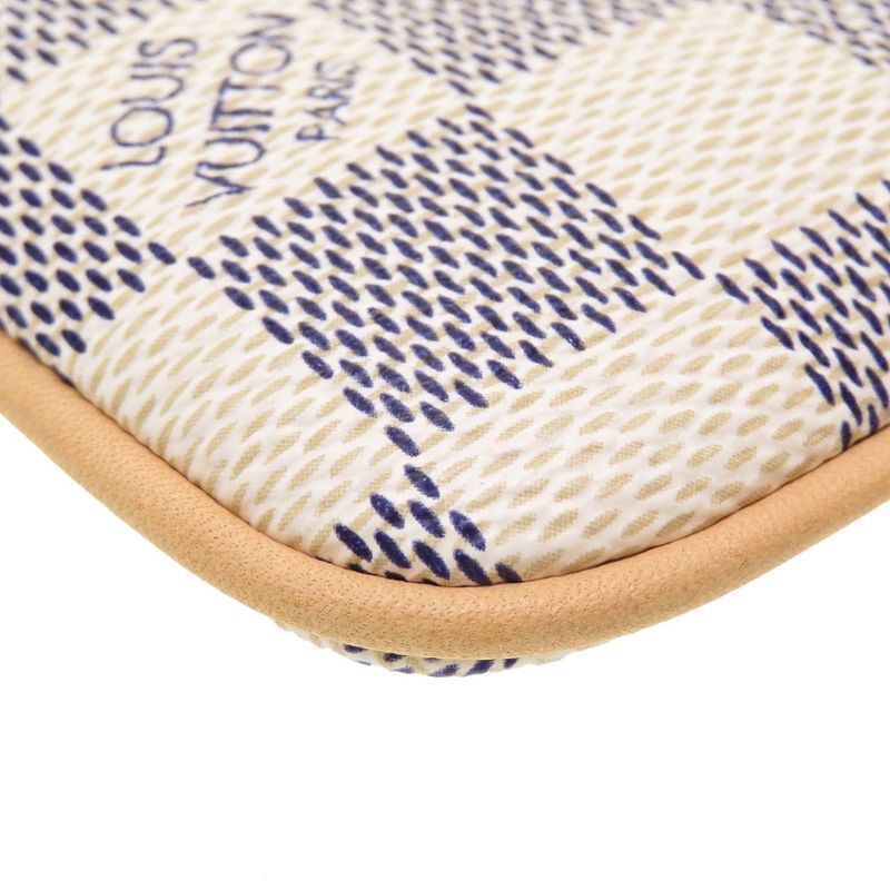 Louis Vuitton Accessory Pouch Pochette — view 9