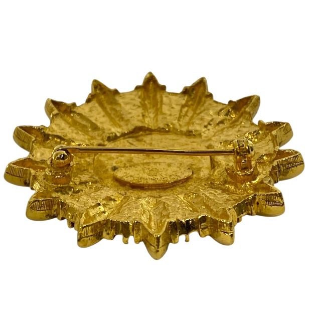 Chanel Emblem Brooch Vintage 1174 GP — view 7