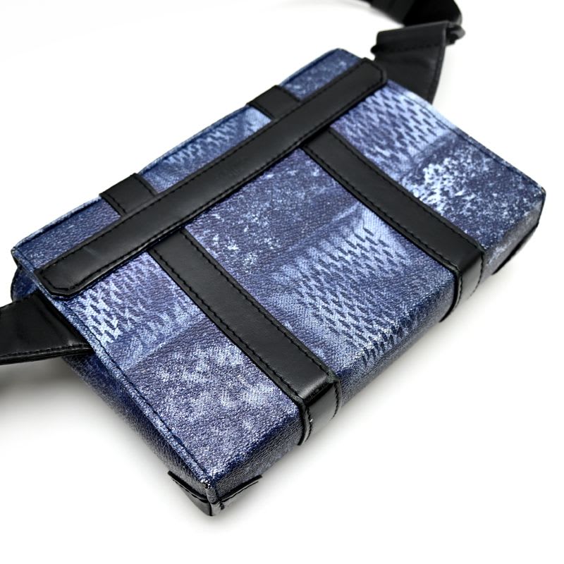 Louis Vuitton Waist Bag — view 5