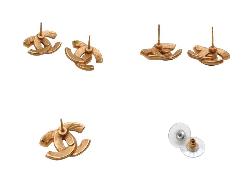 Chanel Earrings CC Logo Matte Gold Ivory — view 6
