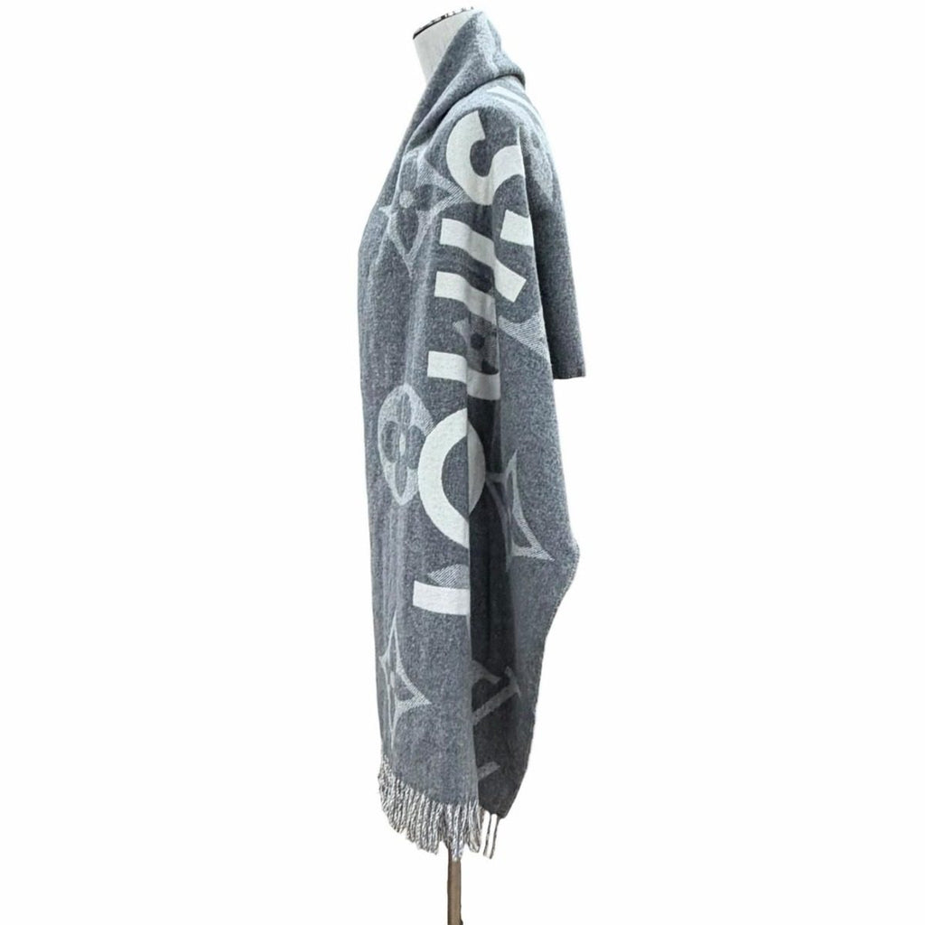 Louis Vuitton Echarpe Monogram Capital Cashmere Wool Scarf with Fringe Gray Off — view 4
