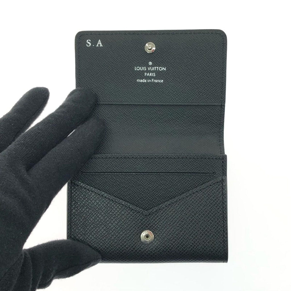 Louis Vuitton Business Card Holder Taiga Envelope Carte de Visite NM Initial — view 5
