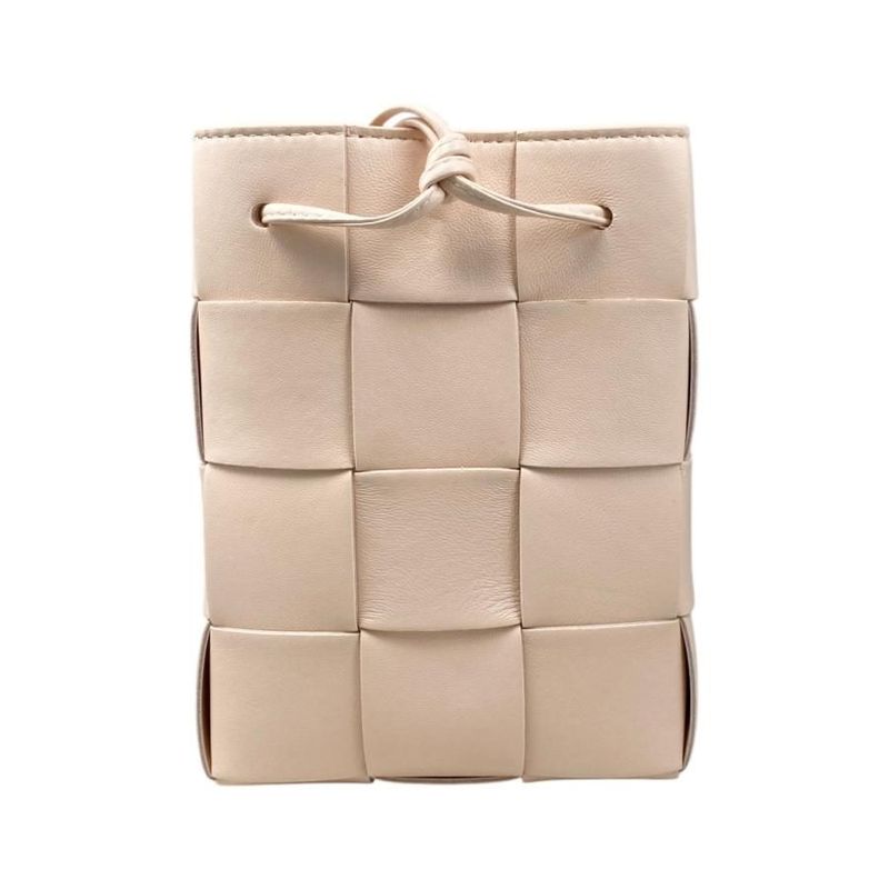 Bottega Veneta Shoulder Bag Small Cassette Bucket Lambskin Pink — view 4