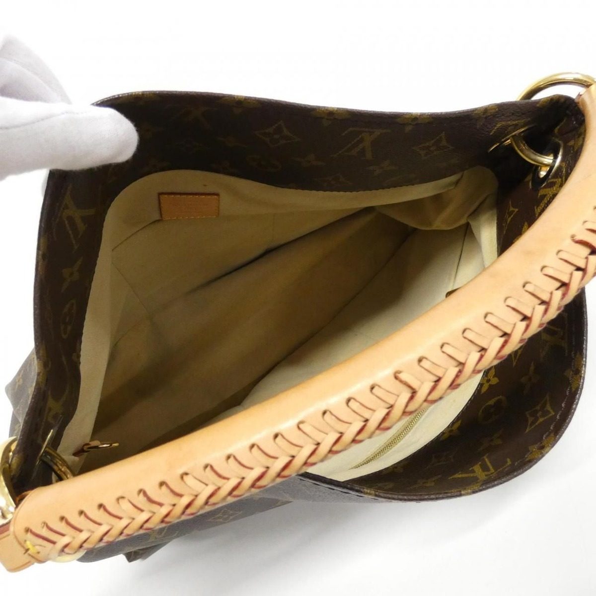 Louis Vuitton Monogram Artsy MM Shoulder Bag — view 6
