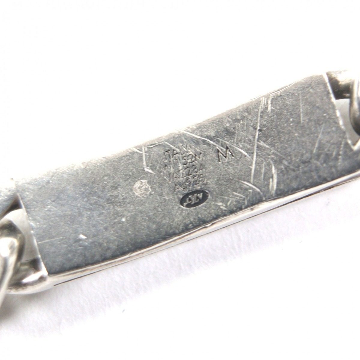 Louis Vuitton 2024 Lv M 141900 Bracelet — view 4